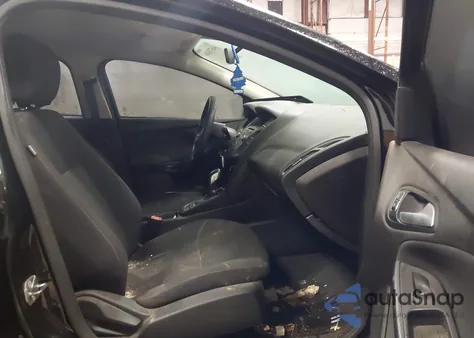 2017 Ford Focus Se z USA, uszkodzony, nr VIN 1FADP3F27HL240976